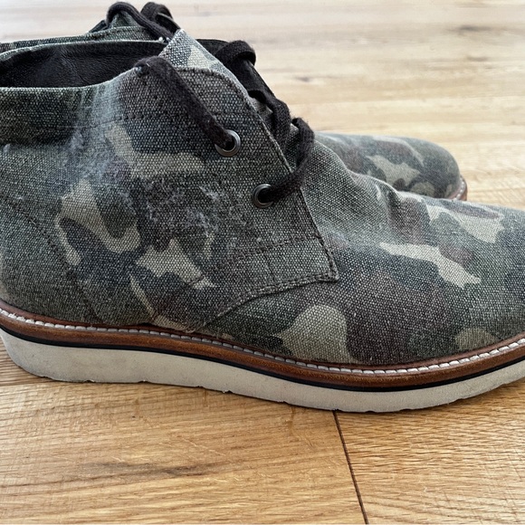 All Saints Men’s Camouflage Chukka Boots - Picture 5 of 8